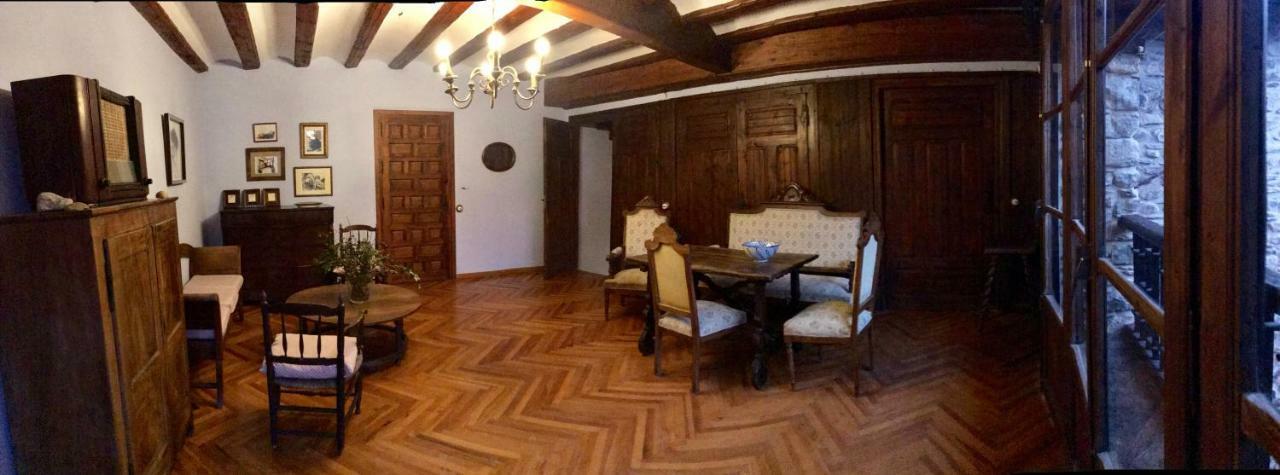 Апартаменти Casa Mingot Sxvi Anciles Benasque Екстер'єр фото